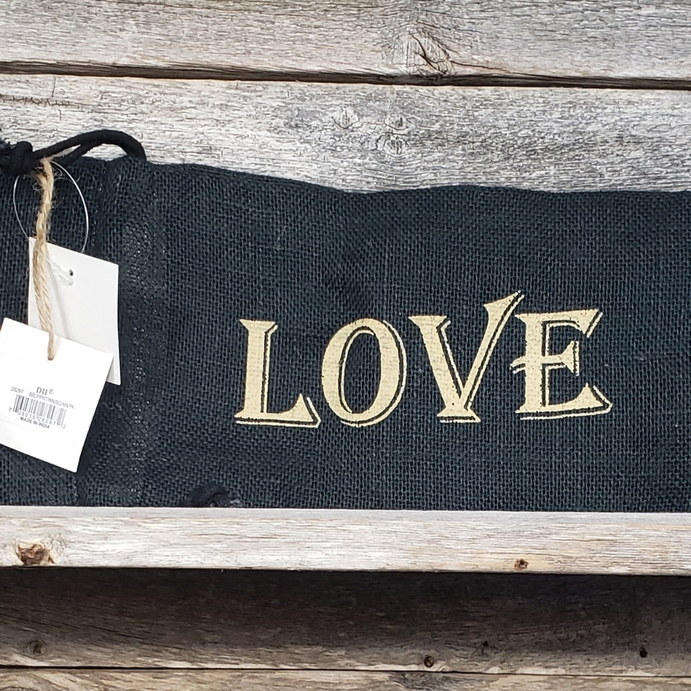 Design Imports "Love" Black 100% Jute Bottle Bag